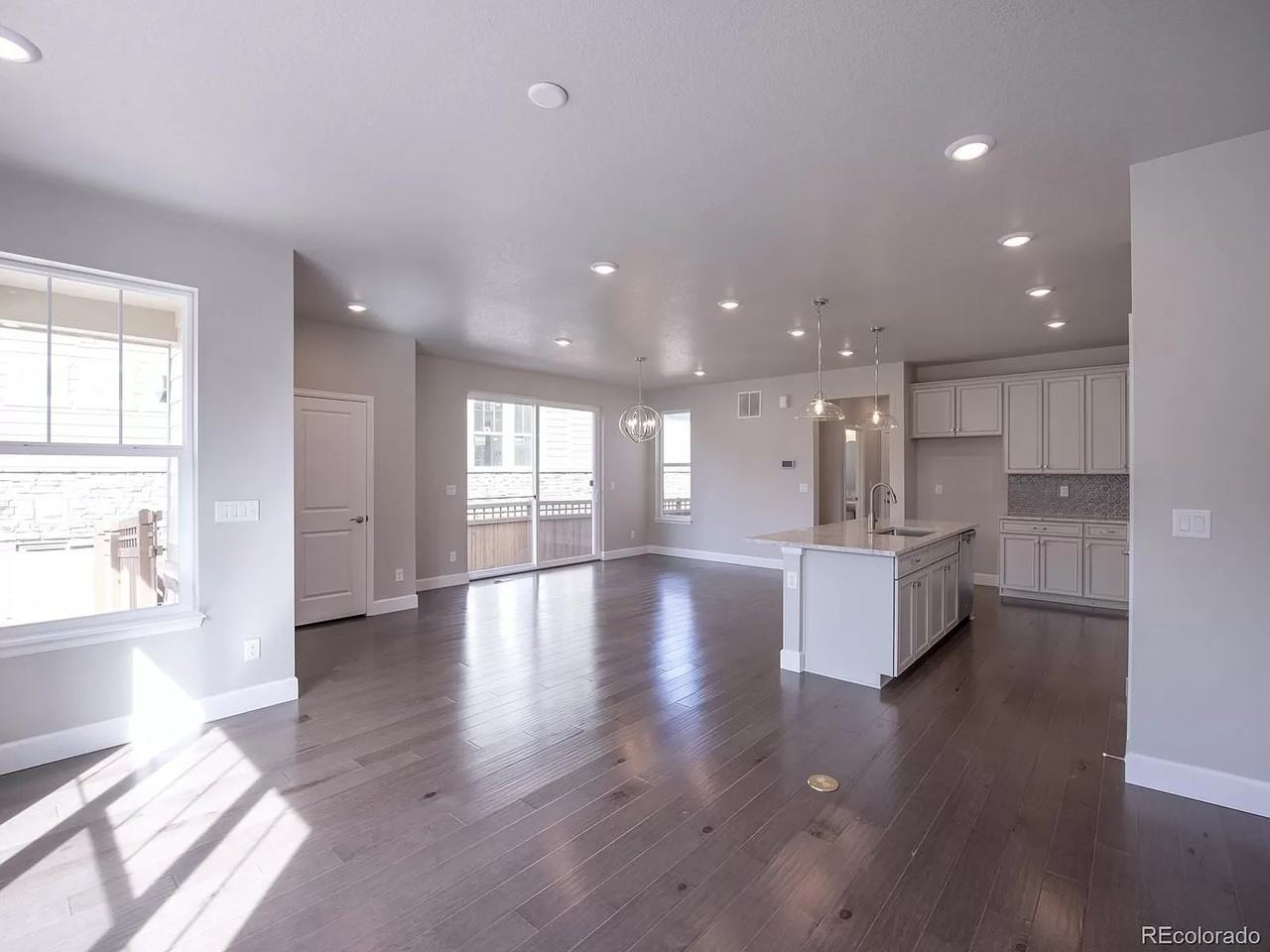 7191 Finsberry Way #NA - Photo 3 of 15