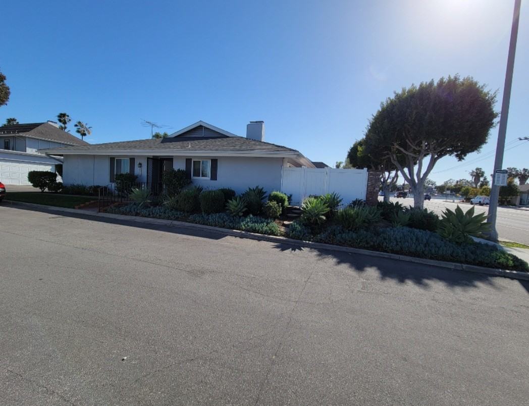 2514 University Dr #NA - Photo 2 of 9