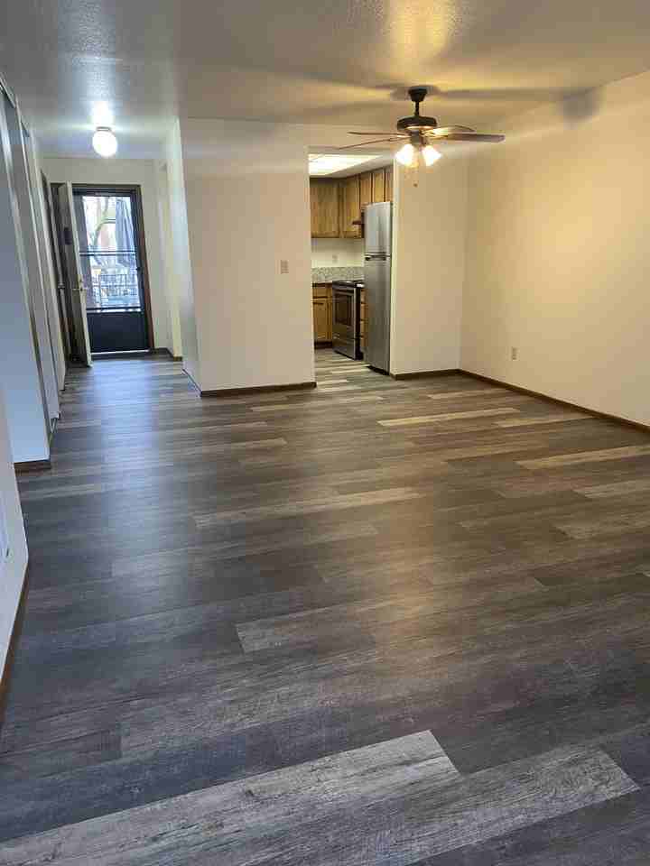 350 13th St Ne #00 - Photo 5 of 20