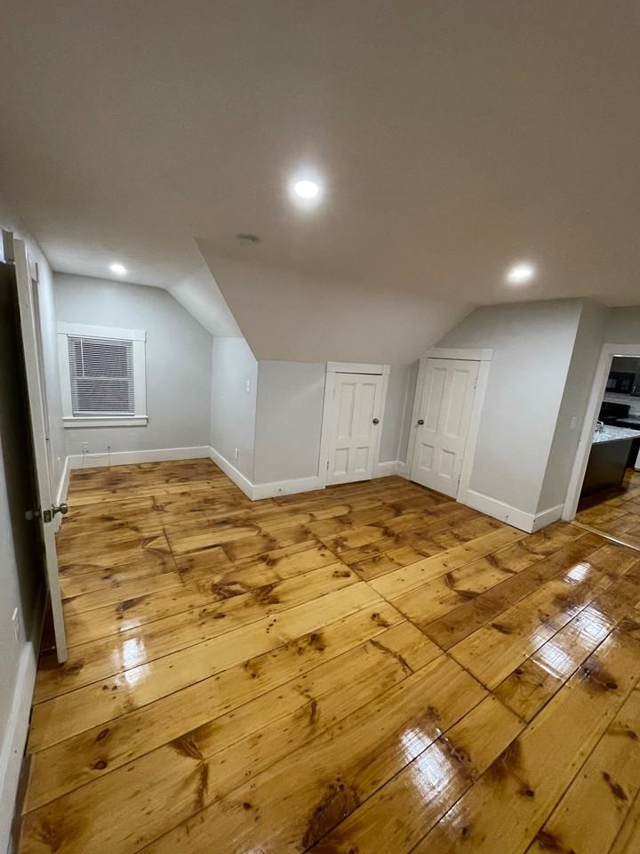 403 Beacon St #3 - Photo 4 of 18