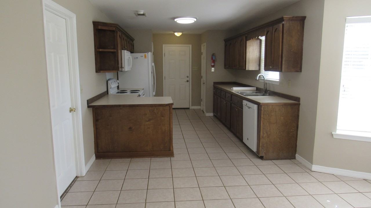 1700 Lake Mars Ave #NA - Photo 5 of 9