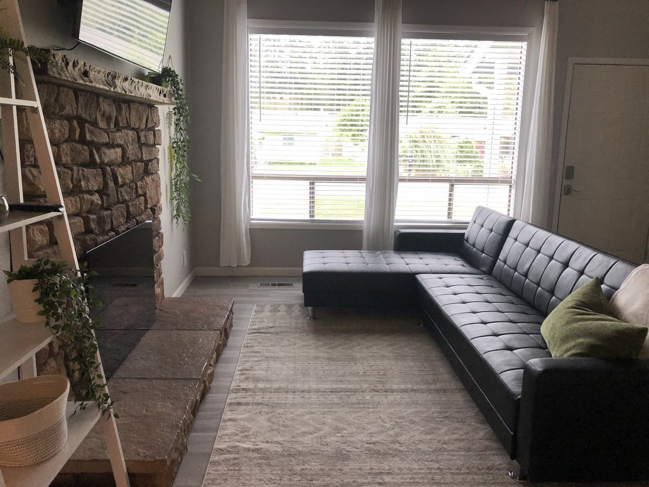 6102 Parkside Dr #A - Photo 3 of 20