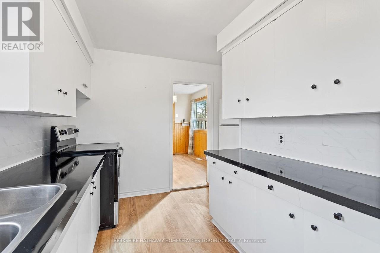 11 Beverly Street - Photo 2 of 7