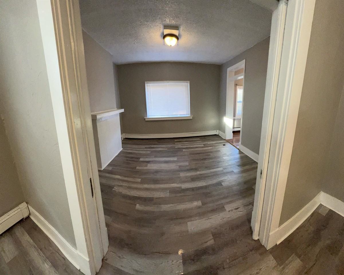 401 Carothers Ave #2 - Photo 2 of 13