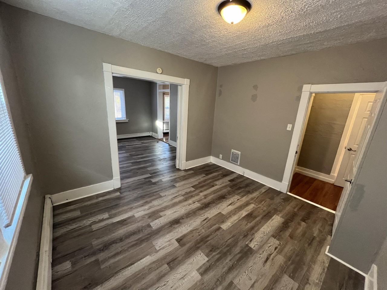 401 Carothers Ave #2 - Photo 4 of 13