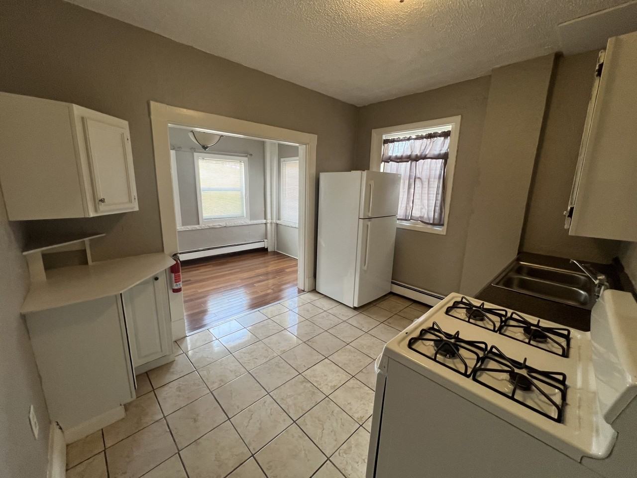 401 Carothers Ave #2 - Photo 7 of 13