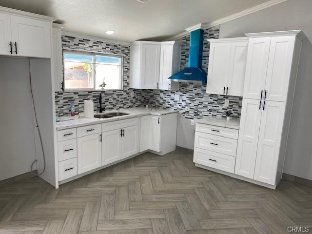 1051 Del Valle Ave - Photo 2 of 9