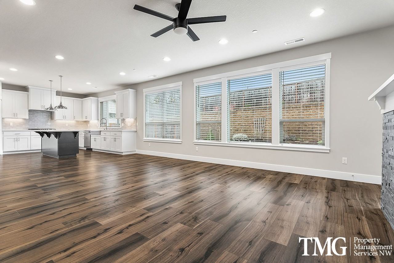 1607 Ne 37th Ave - Photo 3 of 46