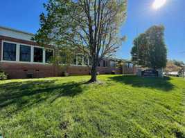 featured image of 303 Franklin St