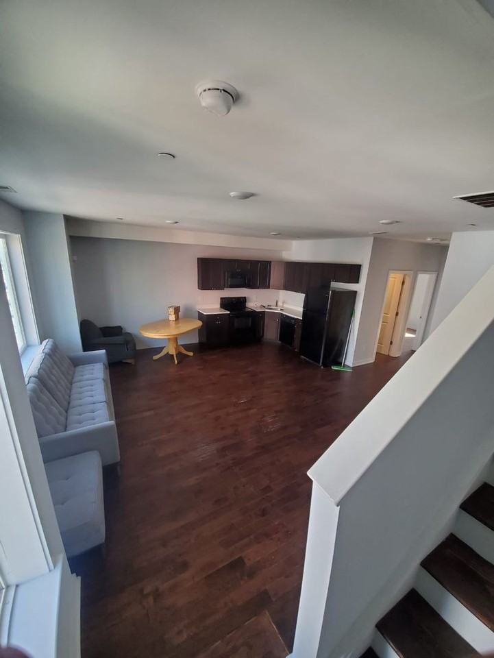 1528 N. Sydenham St - Photo 2 of 28