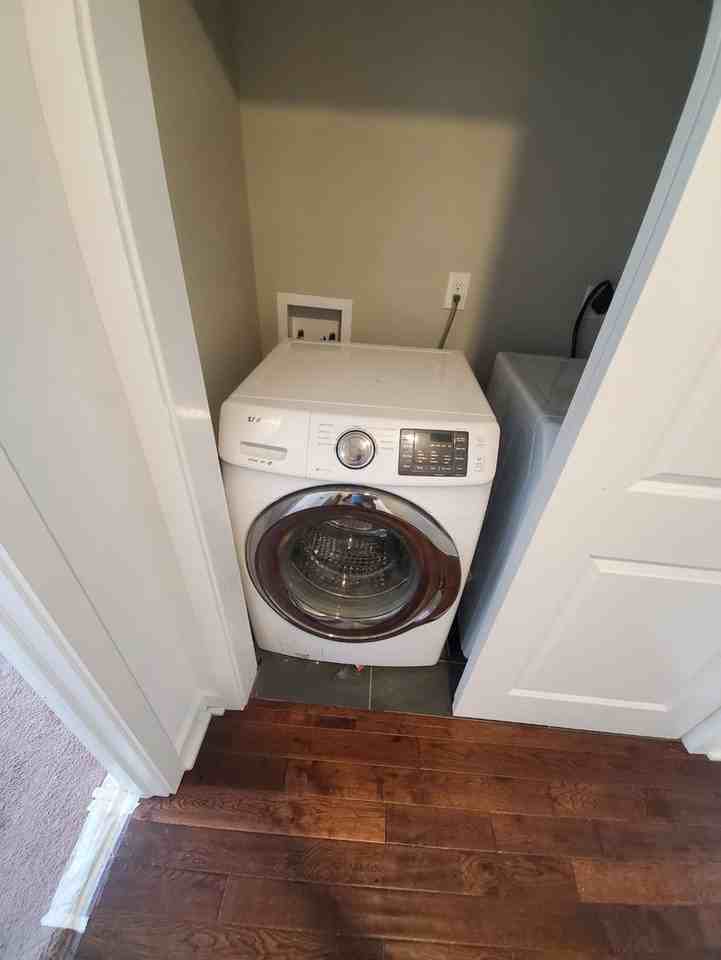 1528 N. Sydenham St - Photo 7 of 28