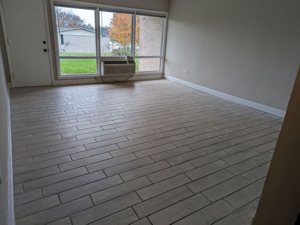 200 Thistlewood Avenue - Photo 2 of 5