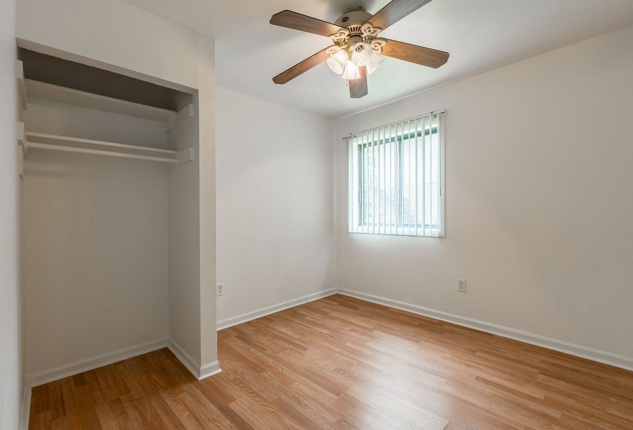 Greenbriar - Photo 2 of 14