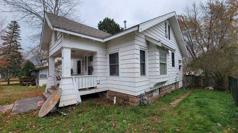 4524 Cooke St - Photo 3 of 40