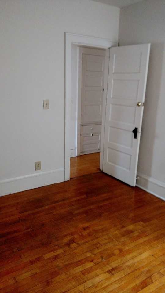 Wiechmann Enterprises presents the Maryland Flats - Photo 2 of 13