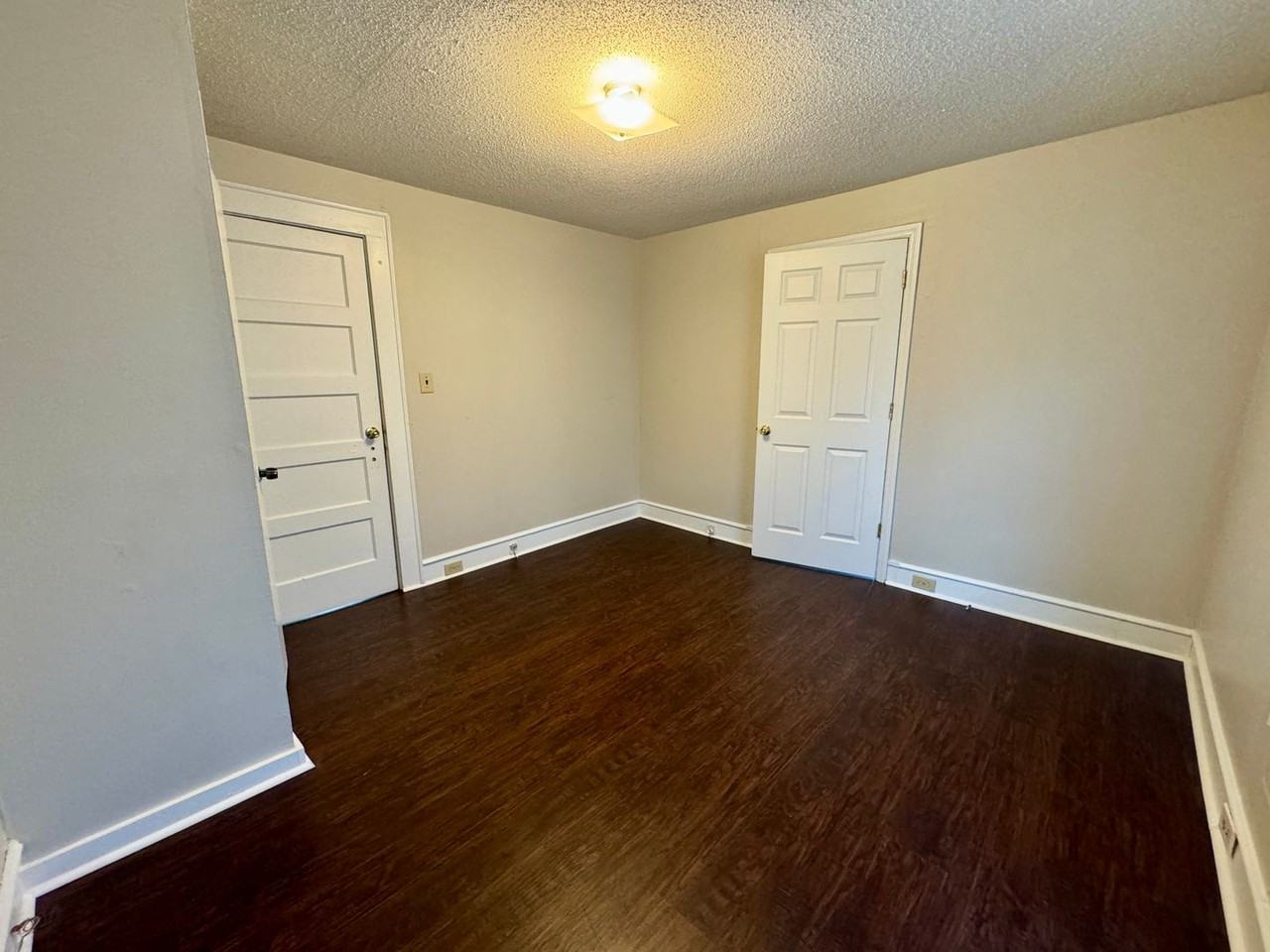 513 East Ave - Photo 7 of 12