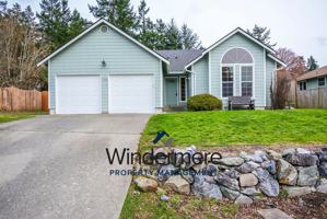featured image of 1188 Ne Riksen Way