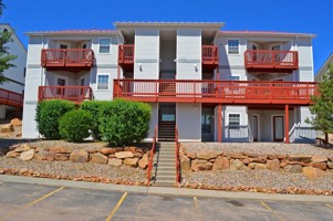 featured image of 441 S 1st St #35