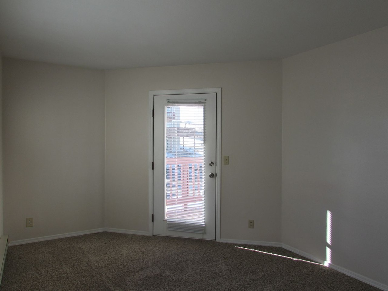 441 S 1st St #35 - Photo 4 of 8