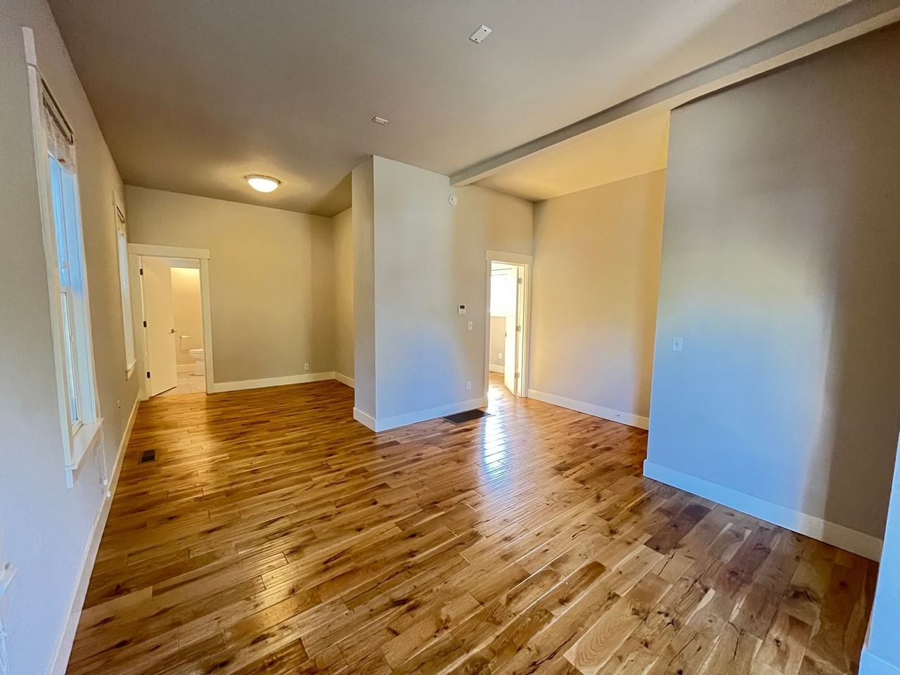 DKN1467 - Photo 5 of 12