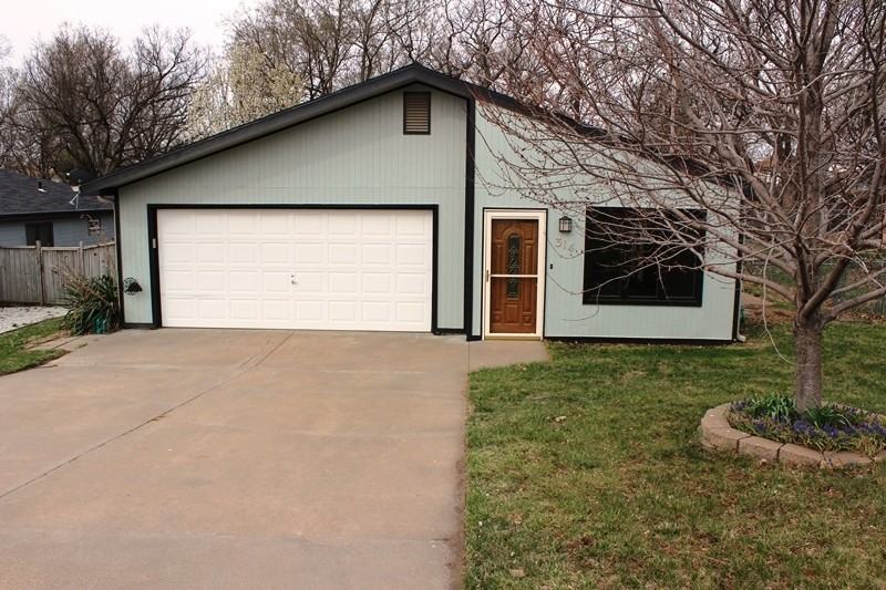 314 Palomino Ln - Photo 2 of 22