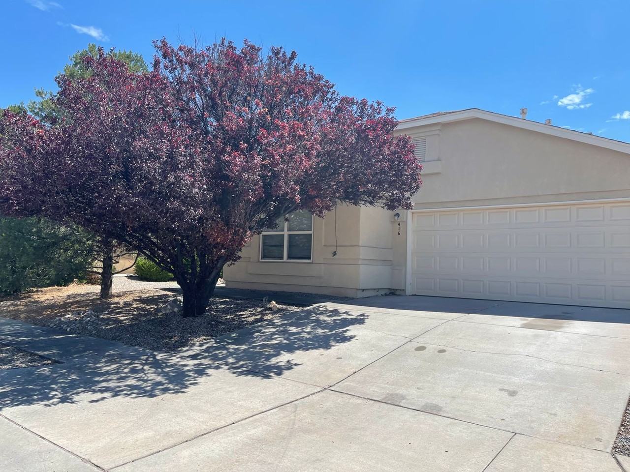 416 De Soto St Se - Photo 3 of 12