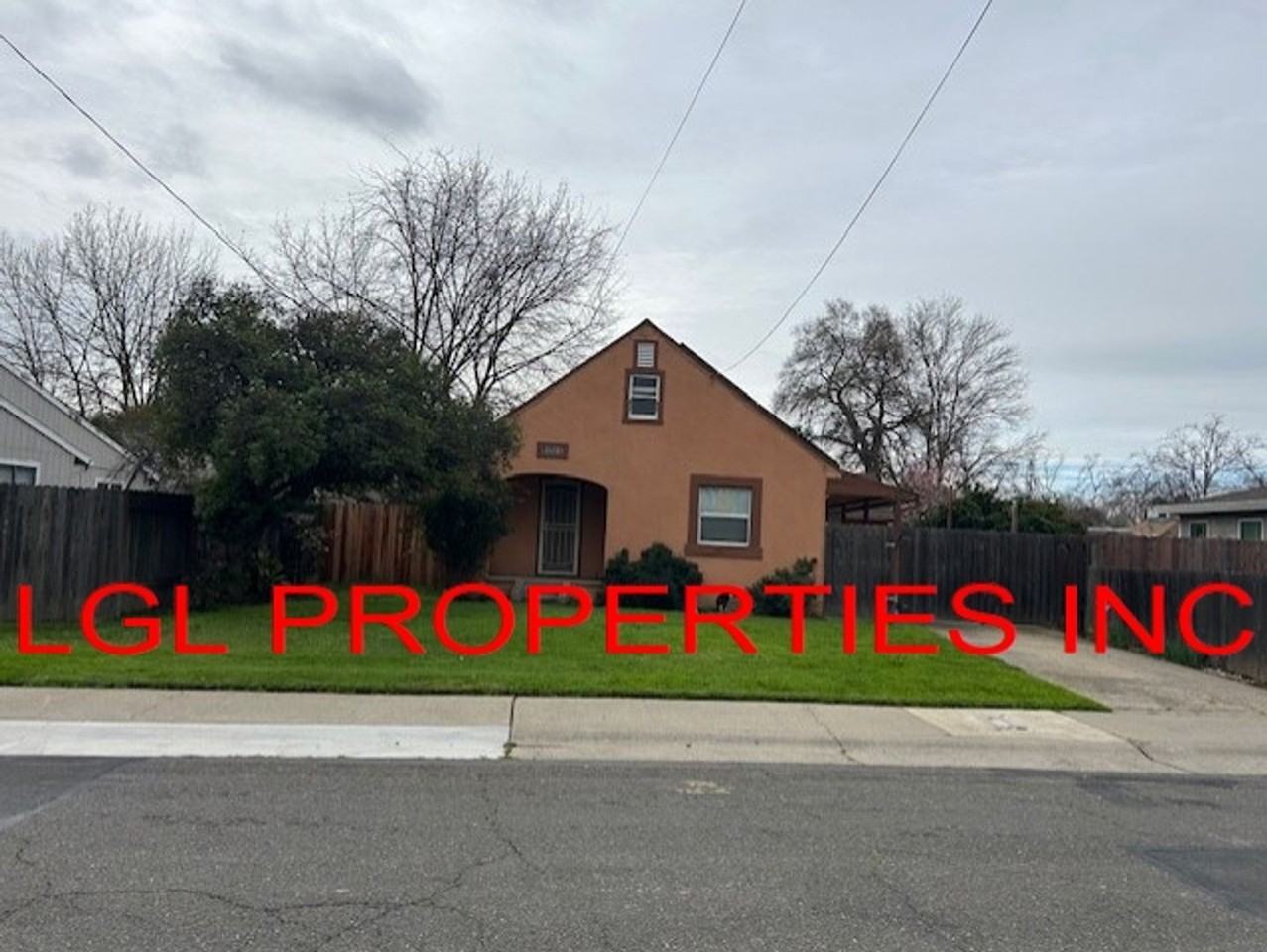 2458 Wilmington Ave - Photo 3 of 23