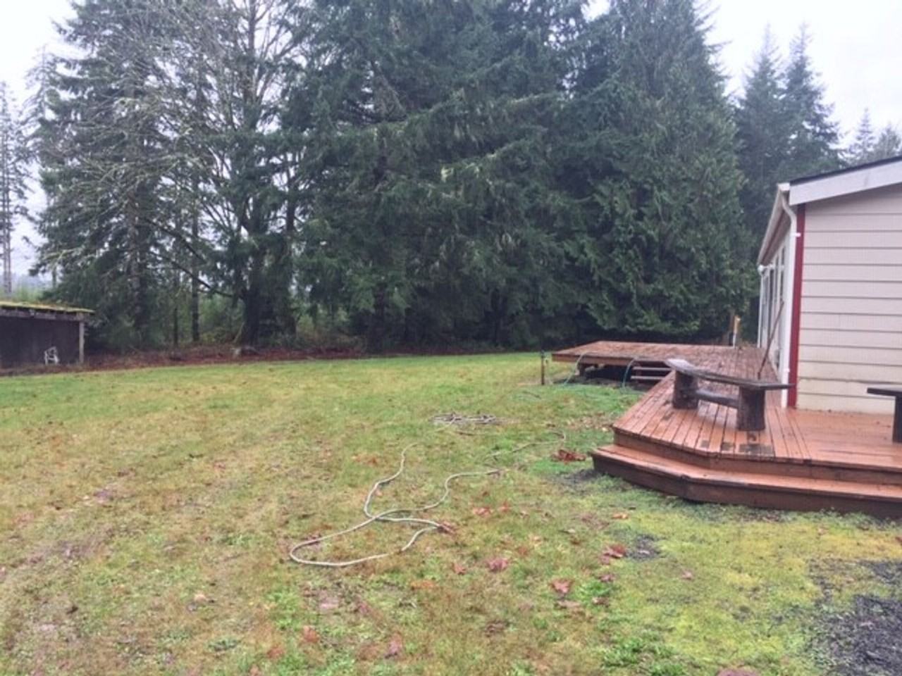 136 Brookside Ln - Photo 2 of 23