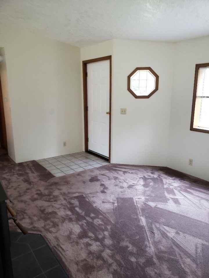 136 Brookside Ln - Photo 3 of 23
