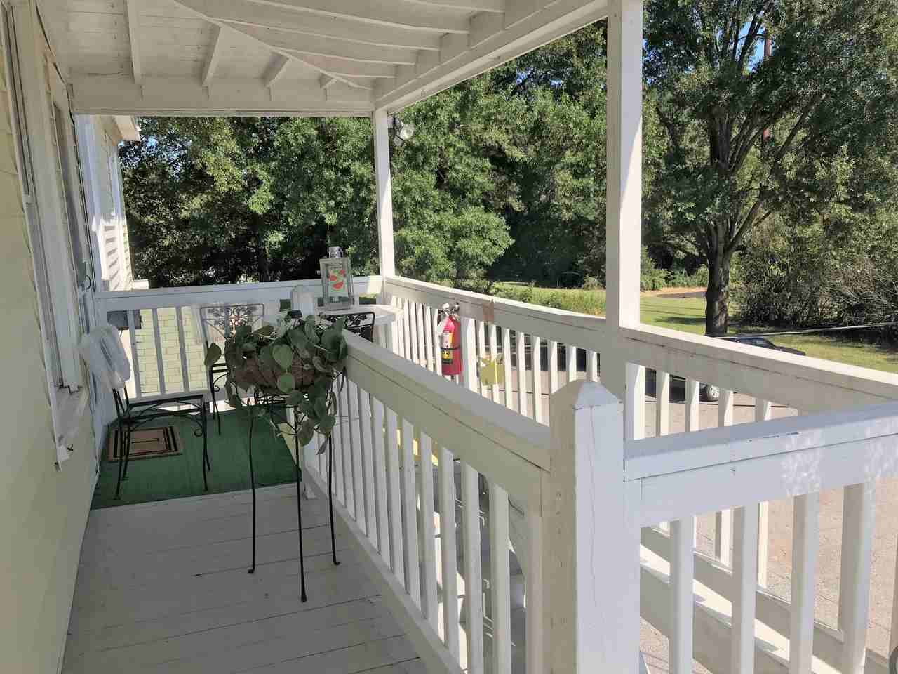 803 N Mecklenburg Ave - Photo 2 of 11