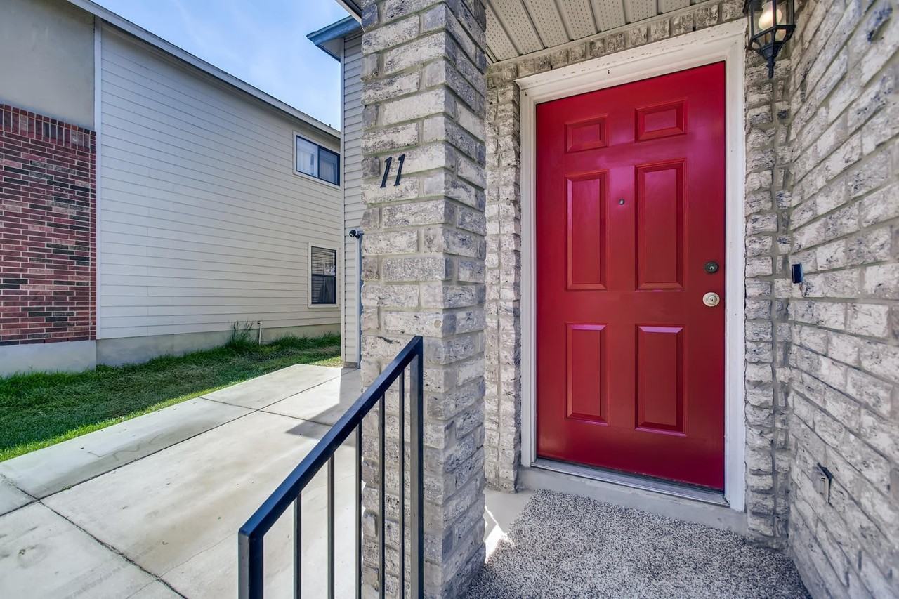 11 Braches Park - Photo 2 of 27