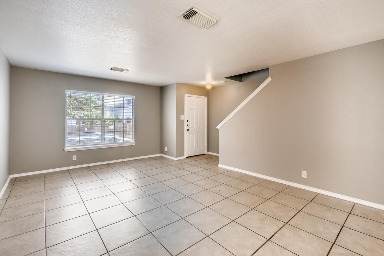 11 Braches Park - Photo 4 of 27