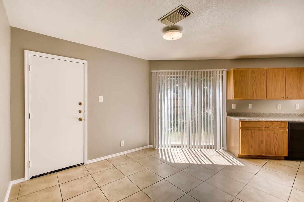 11 Braches Park - Photo 6 of 27