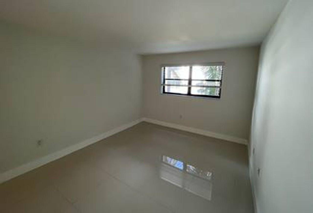 1225 West Ave - Photo 7 of 24