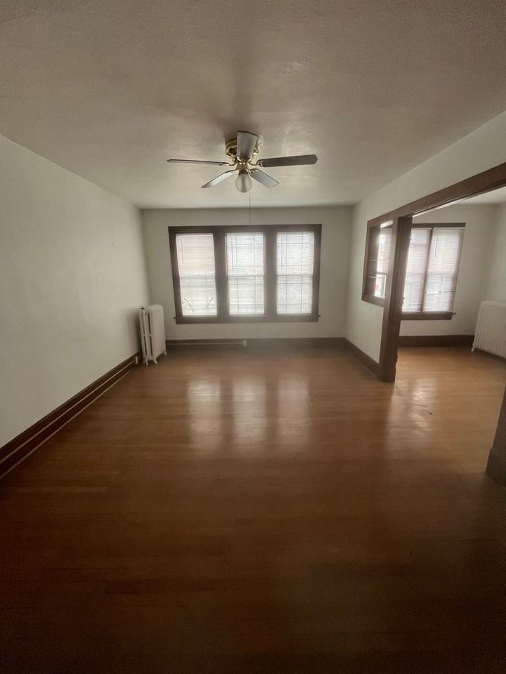 910 2nd Ave North - Photo 2 of 13