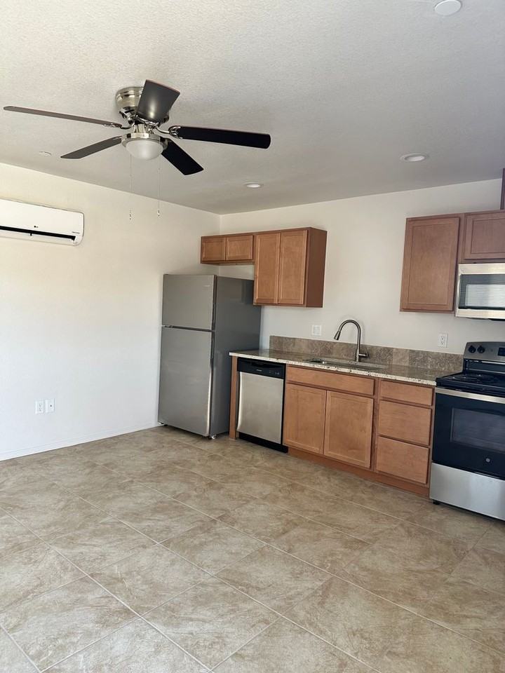 3064 Shoshone Dr Unit C101 #C101 - Photo 7 of 14