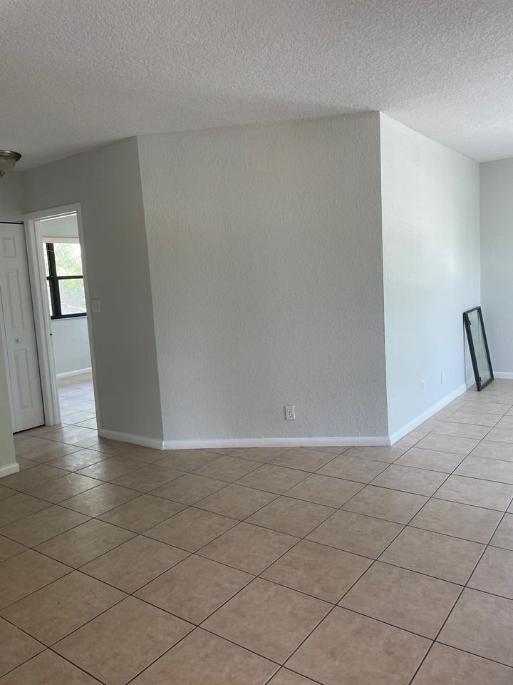 11634 NW 26th Court - Photo 3 of 8