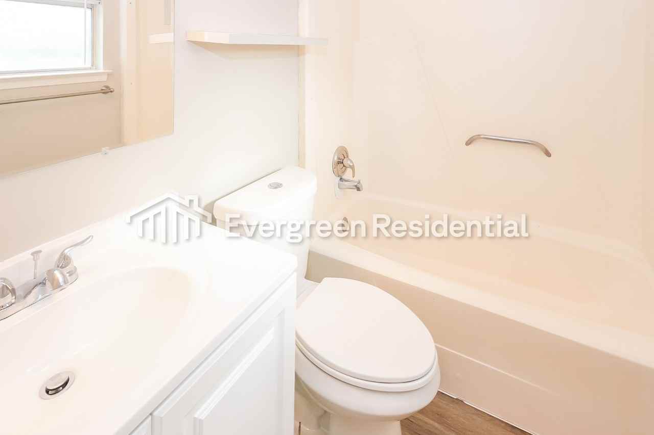 5930 Cliff Valley Dr - Photo 6 of 9