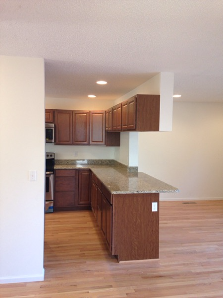 212 S Holman Way - Photo 3 of 32