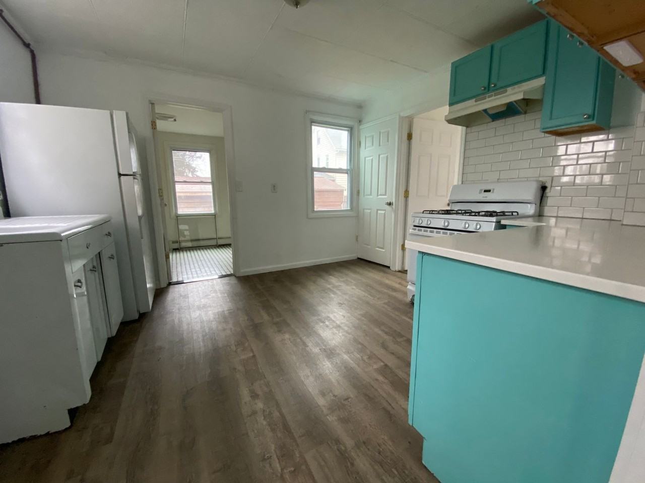 8 Levan St - Photo 2 of 11