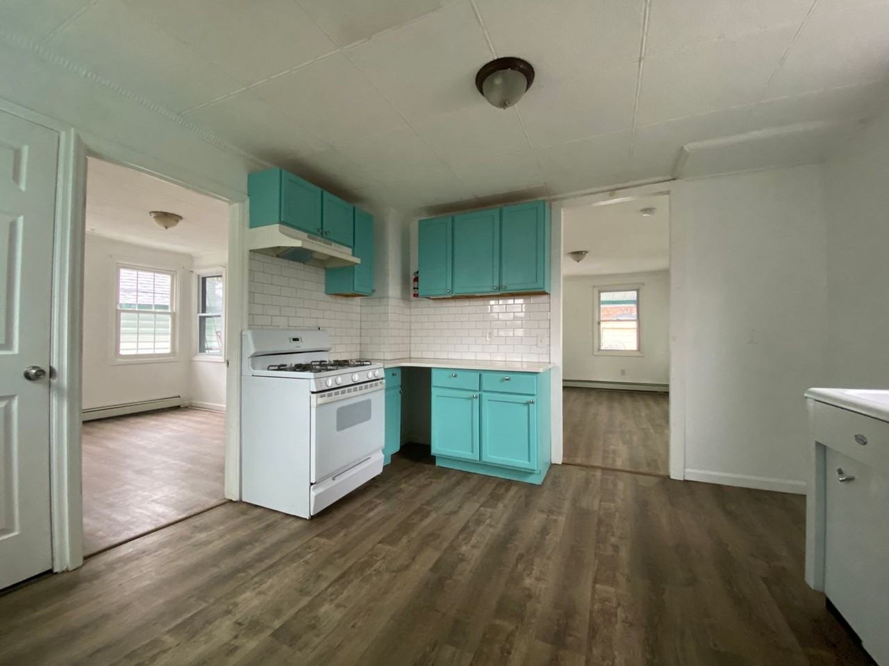 8 Levan St - Photo 3 of 11