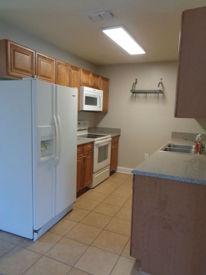 590 Wingspan Way - Photo 2 of 23