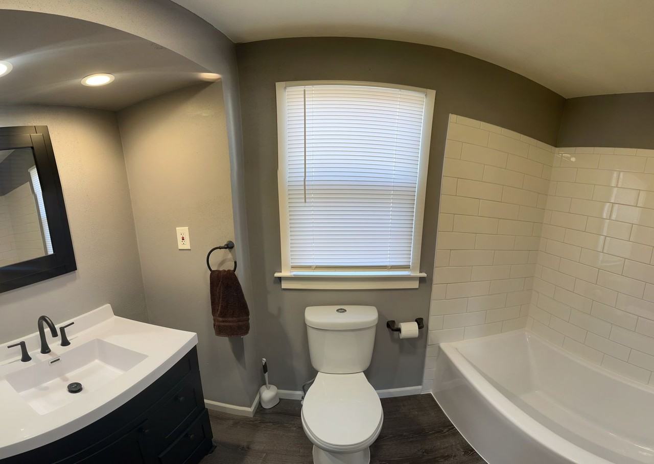 410 Union St - Photo 6 of 10