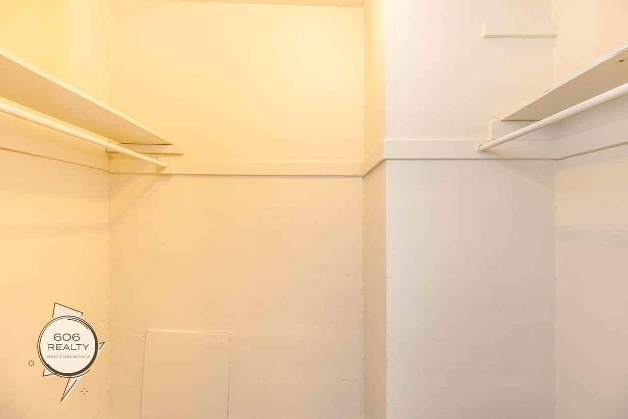 Studio Apts on Cermak! 5017 - Photo 4 of 11