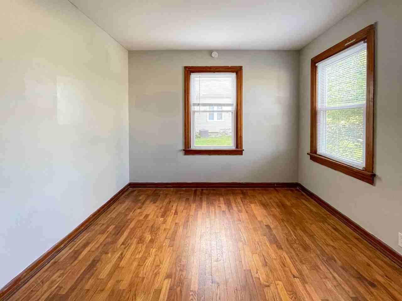 301 N Tillotson Ave - Photo 2 of 36