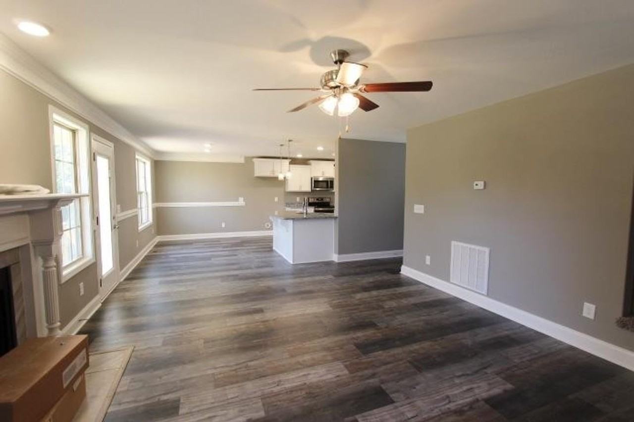 1847 Rains Rd - Photo 2 of 21