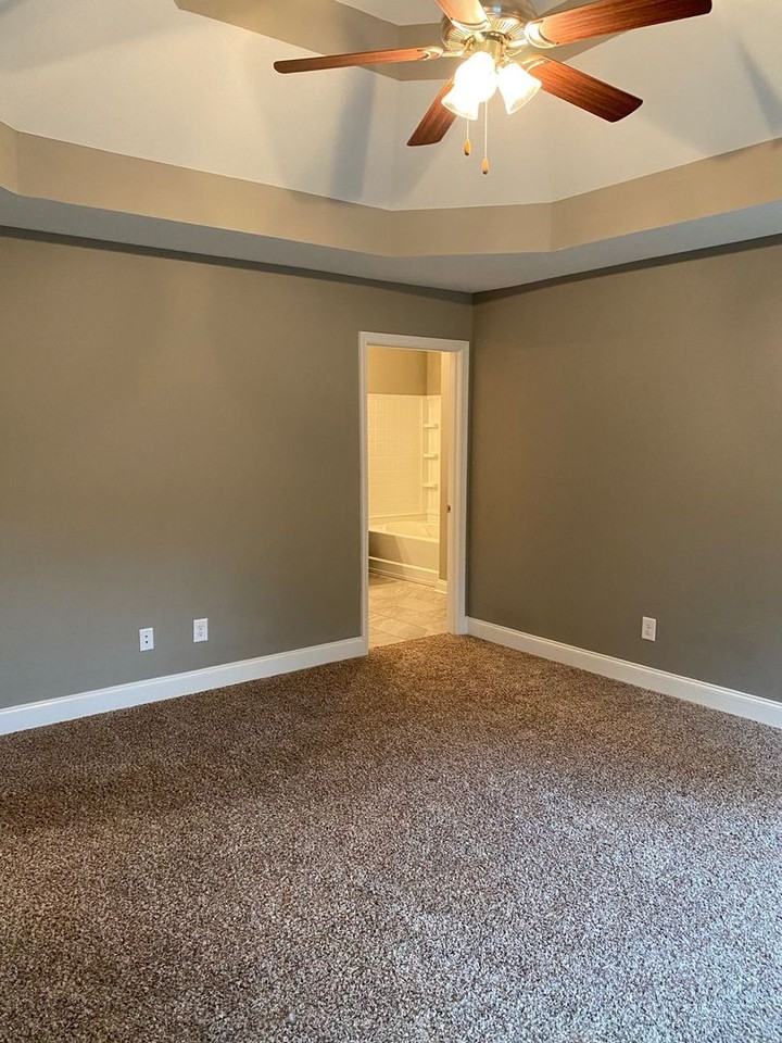 1847 Rains Rd - Photo 4 of 21