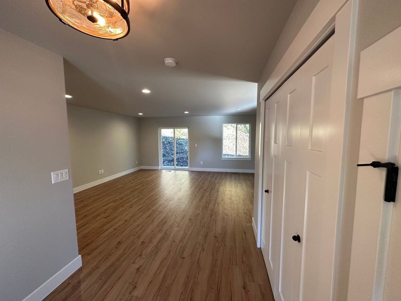 400 Nw 7th Ave - Photo 7 of 16