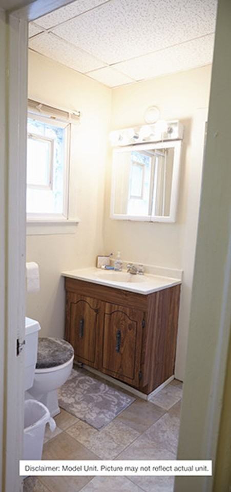 2011 E Park Place - Photo 4 of 10