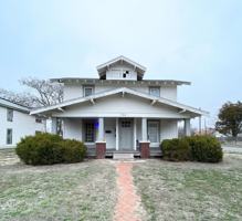 featured image of 124 E 6th Ave